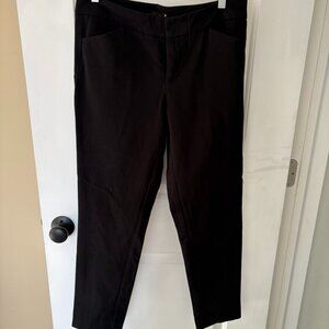 Black ankle cropped dress pants